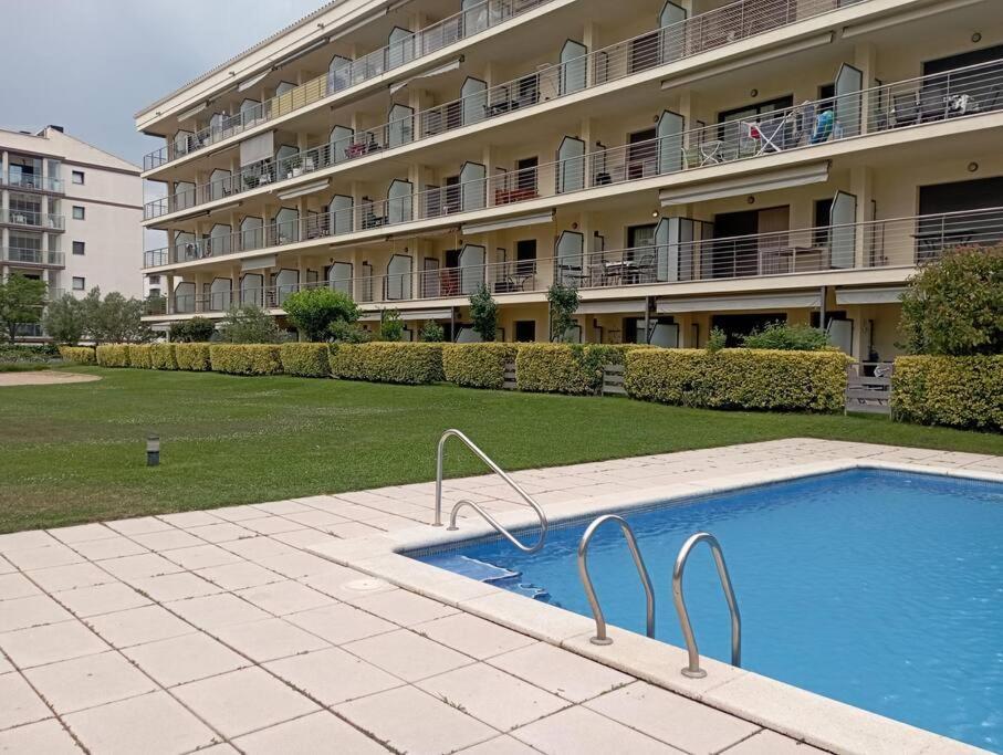 Apartamento En Primera Linea De Mar Rosas Exteriör bild
