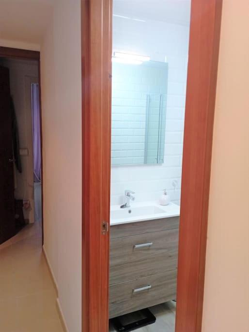 Apartamento En Primera Linea De Mar Rosas Exteriör bild
