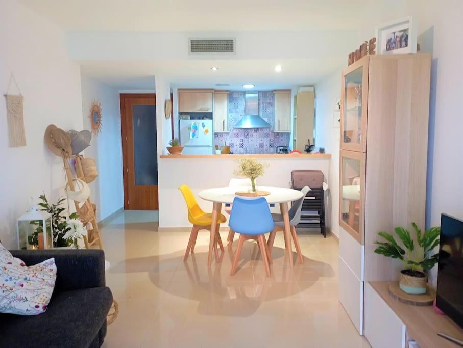 Apartamento En Primera Linea De Mar Rosas Exteriör bild