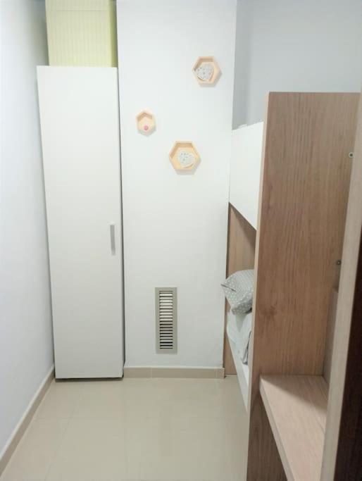 Apartamento En Primera Linea De Mar Rosas Exteriör bild