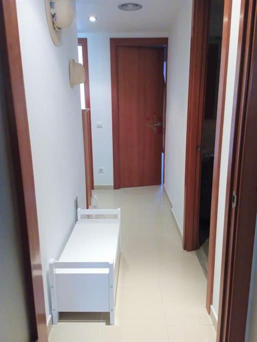 Apartamento En Primera Linea De Mar Rosas Exteriör bild